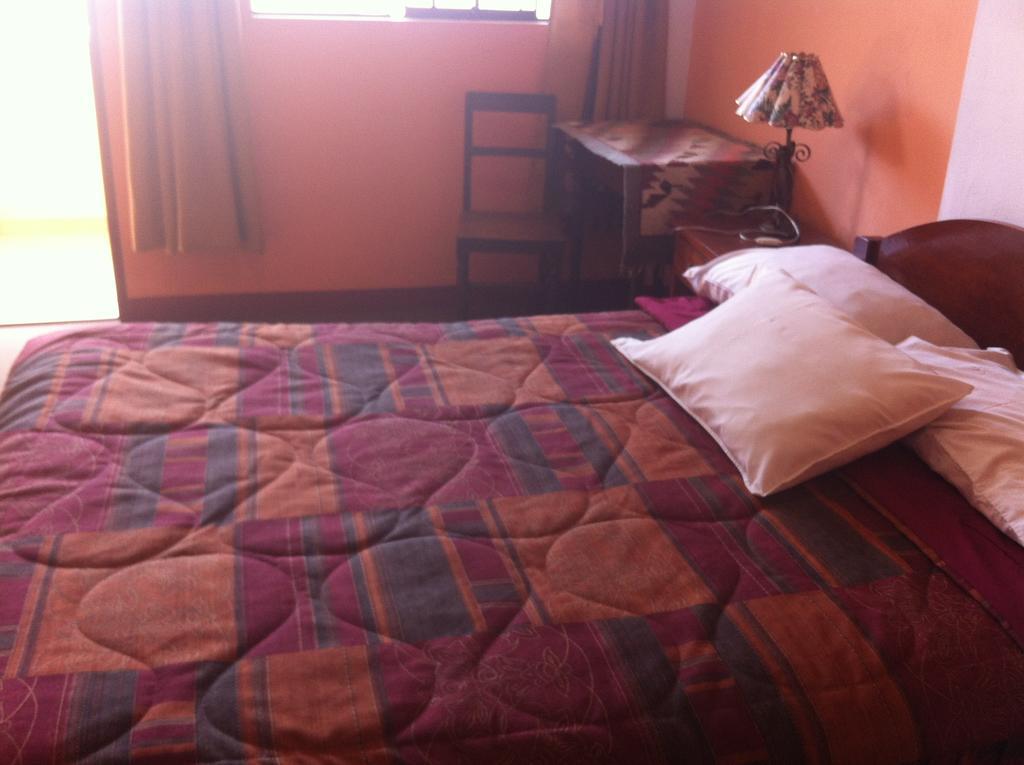 Hostal Tres Mascaras Ayacucho Room photo