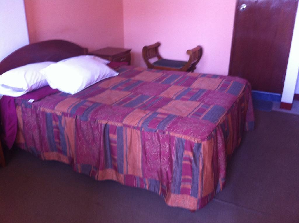 Hostal Tres Mascaras Ayacucho Room photo