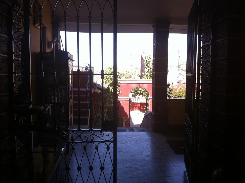 Hostal Tres Mascaras Ayacucho Exterior photo